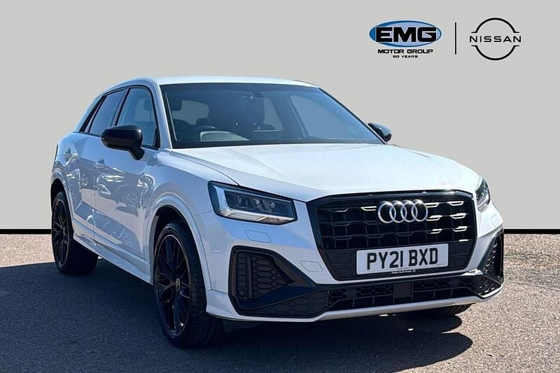 Begagnad Audi Q2 Black Edition 150 HK (110 kW) 2021 Vit SUV