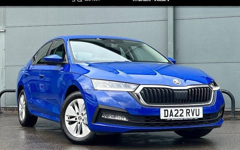 Used 2023 Skoda Octavia SE Hatchback | £14,280 (Good price) - Image 1/4