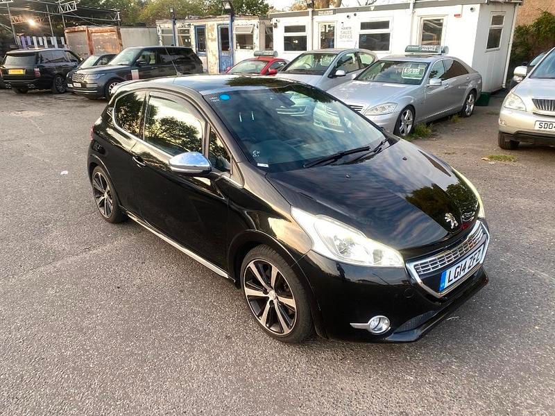 Used Peugeot 208 2014 Black Hatchback