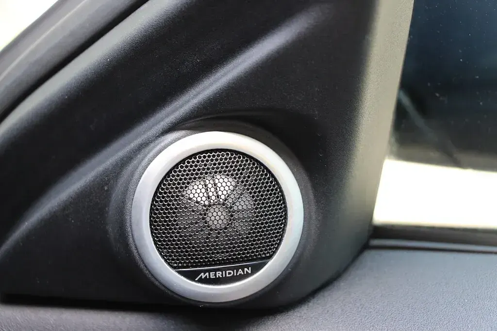 Used Land Rover Range Rover evoque HSE 253 HP (186 kW) 2019 Black SUV