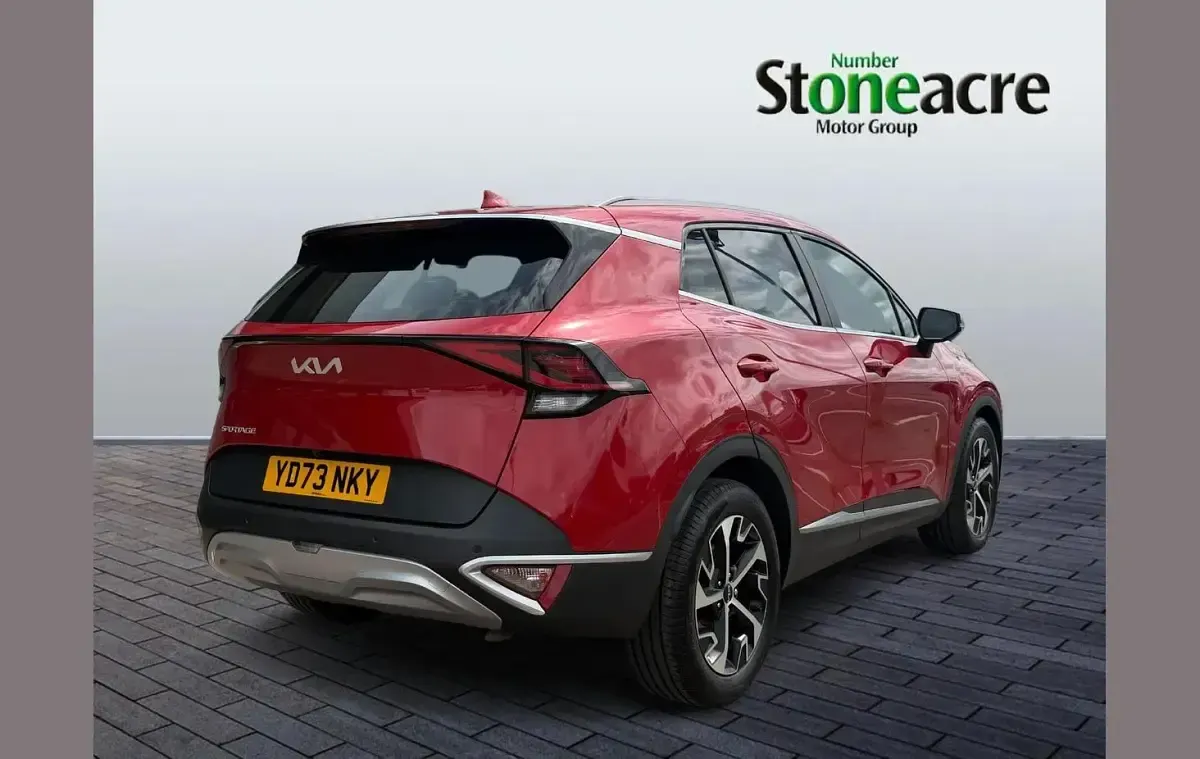 Used Kia Sportage 150 HP (110 kW) 2023 Red SUV