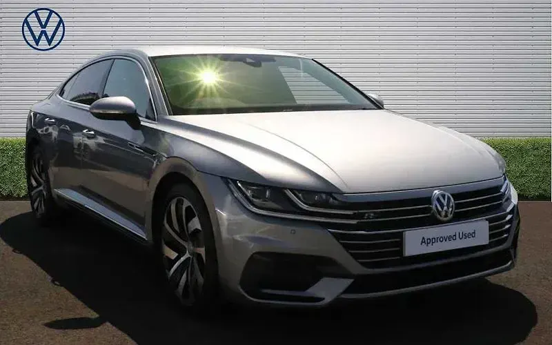 Used VW Arteon R-line 150 HP (110 kW) 2019 Hatchback