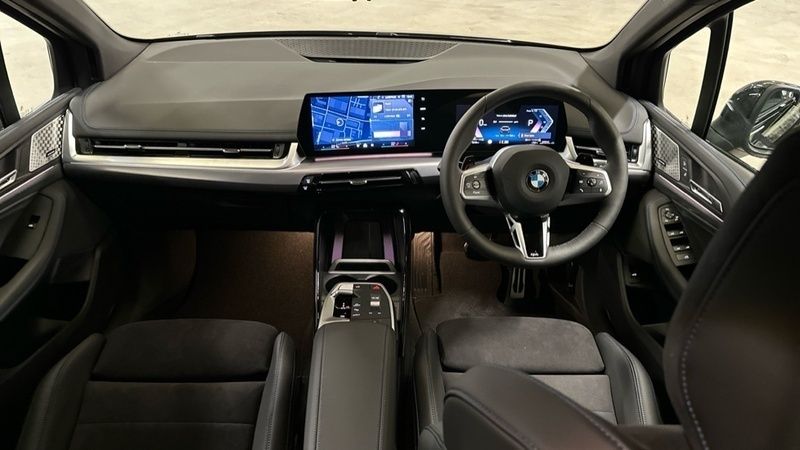 Image 4/4
