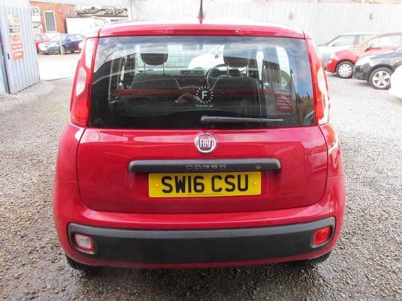 Used Fiat Panda Pop 69 HP (50 kW) 2016 Red Hatchback
