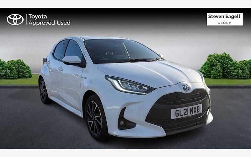 Used Toyota Yaris Hybrid Design 116 HP (85 kW) 2026 Hatchback
