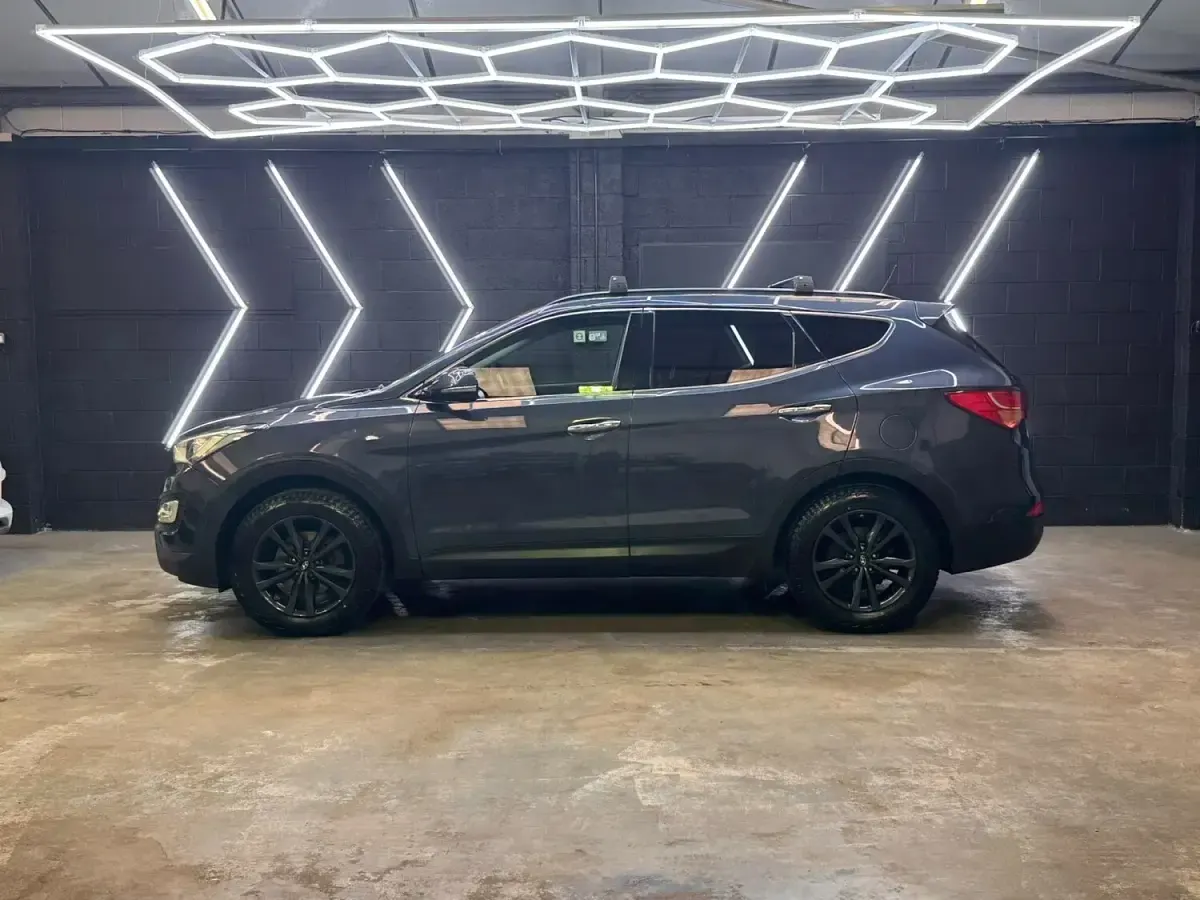 Used Hyundai Santa Fe Premium 194 HP (142 kW) 2015 Blue SUV
