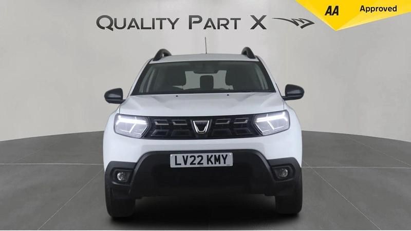 Used Dacia Duster Comfort 91 HP (66 kW) 2022 White Hatchback