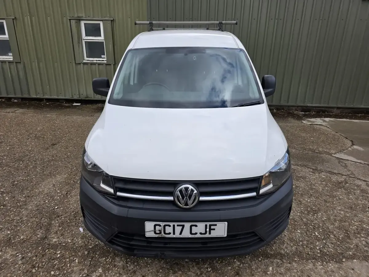 Used VW Caddy Startline 102 HP (75 kW) 2017 White MPV