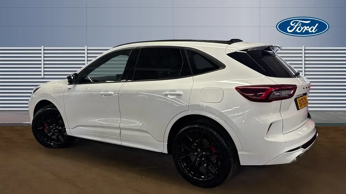 Used Ford Kuga ST-Line X 243 HP (178 kW) 2025 White SUV