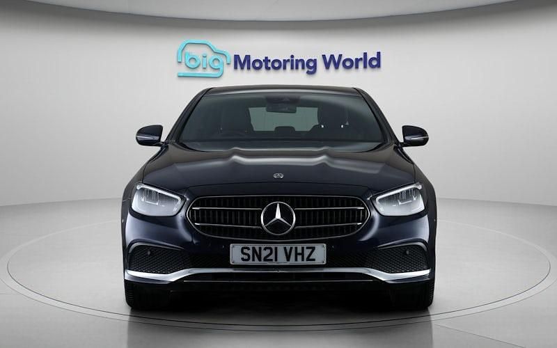 Used Mercedes E220 194 HP (142 kW) 2021 Blue Sedan
