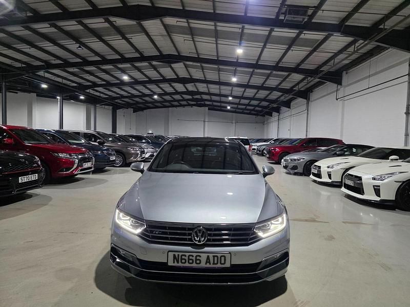 Used VW Passat R-line 150 HP (110 kW) 2019 Silver Sedan