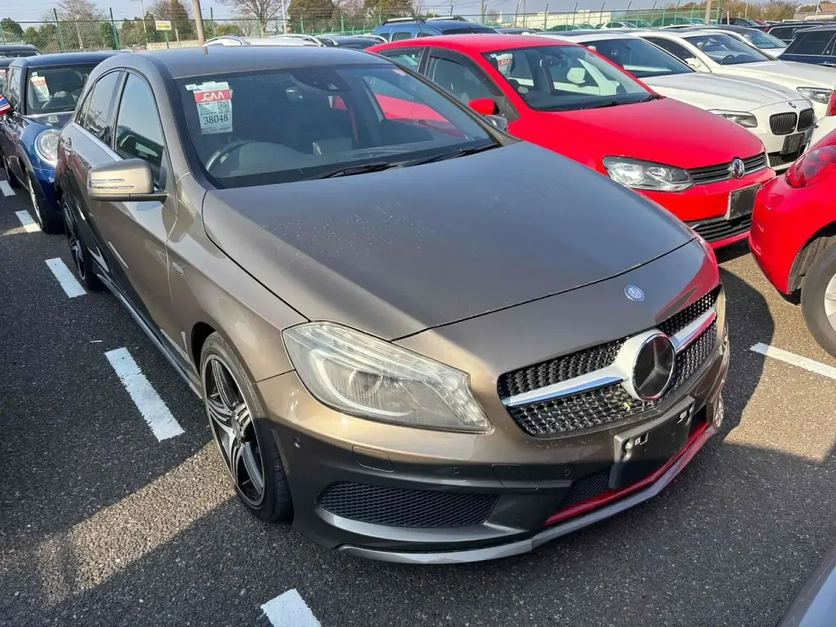 Used Mercedes A250 2013 Grey Hatchback