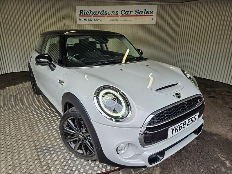 Silver Used 2018 Mini Cooper S Hatch Hatchback | £12,000 (Good price) - Image 1/4