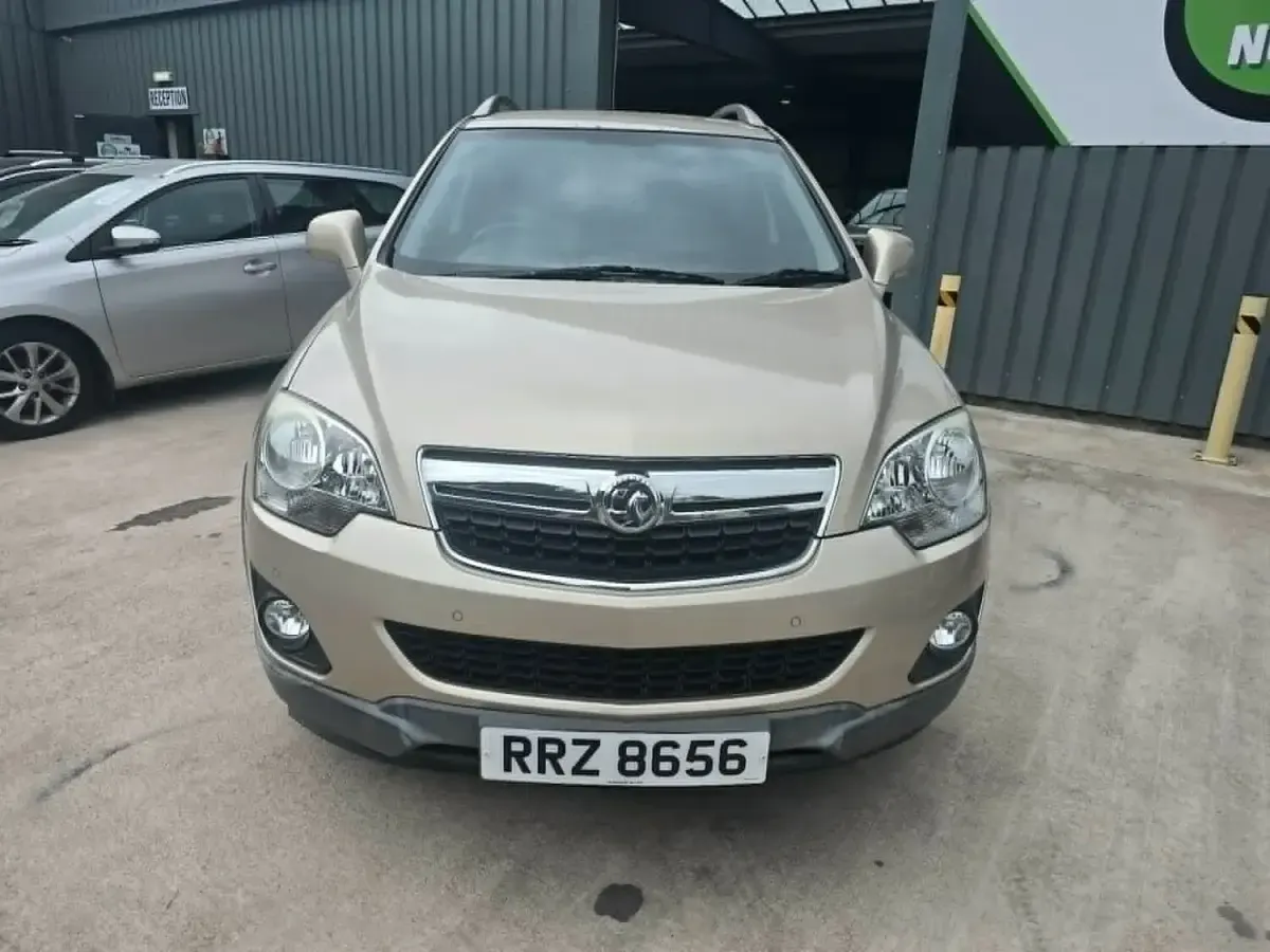 Used Vauxhall Antara 163 HP (119 kW) 2013 Yellow SUV