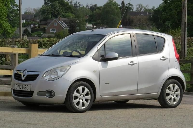 Silver Used 2010 Vauxhall Agila Design Edition Hatchback | £3,295 (Fair price) - Image 1/4
