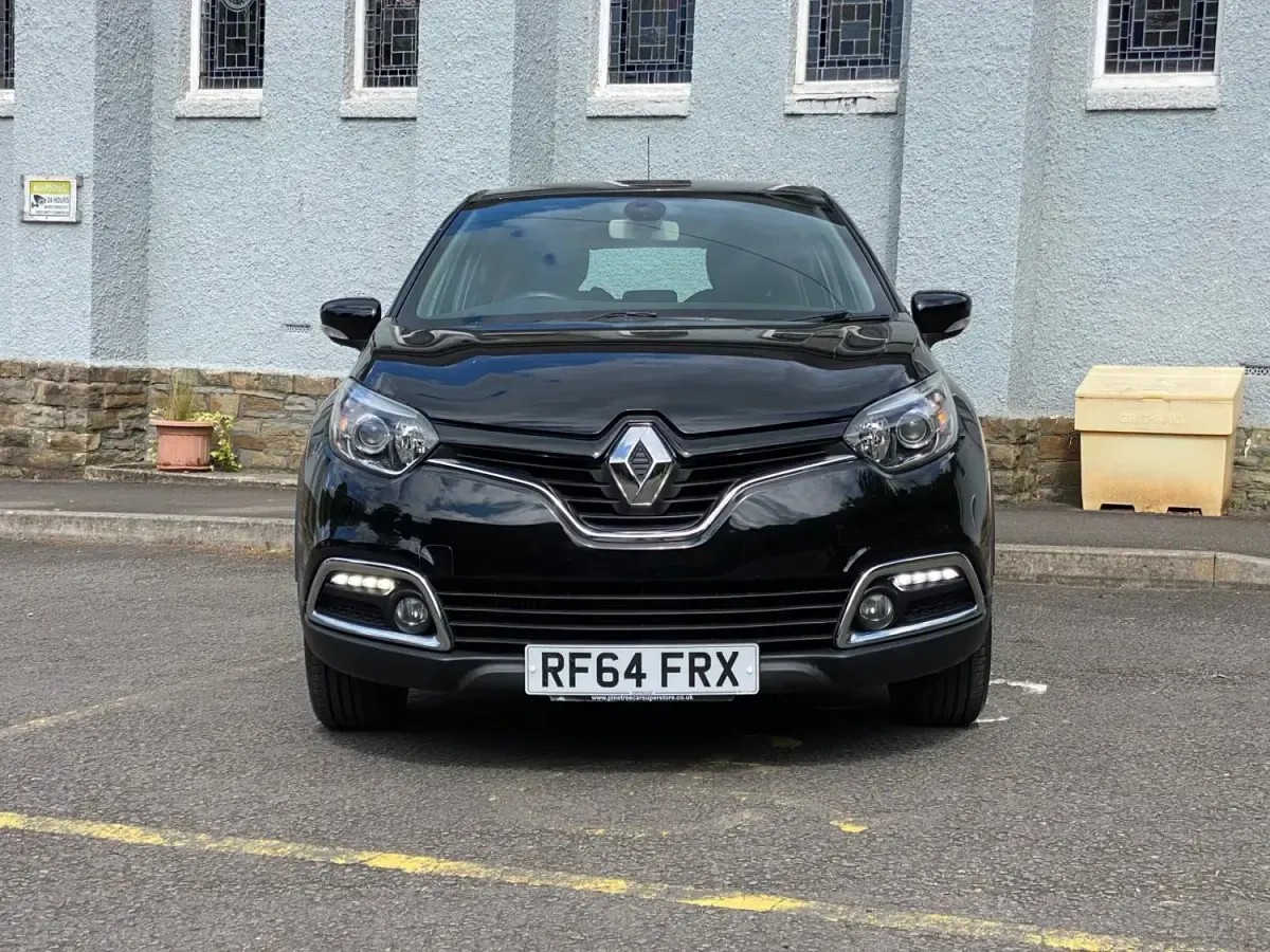 Second-hand Renault Captur Dynamique 90 CP (66 kW) 2015 Negru SUV