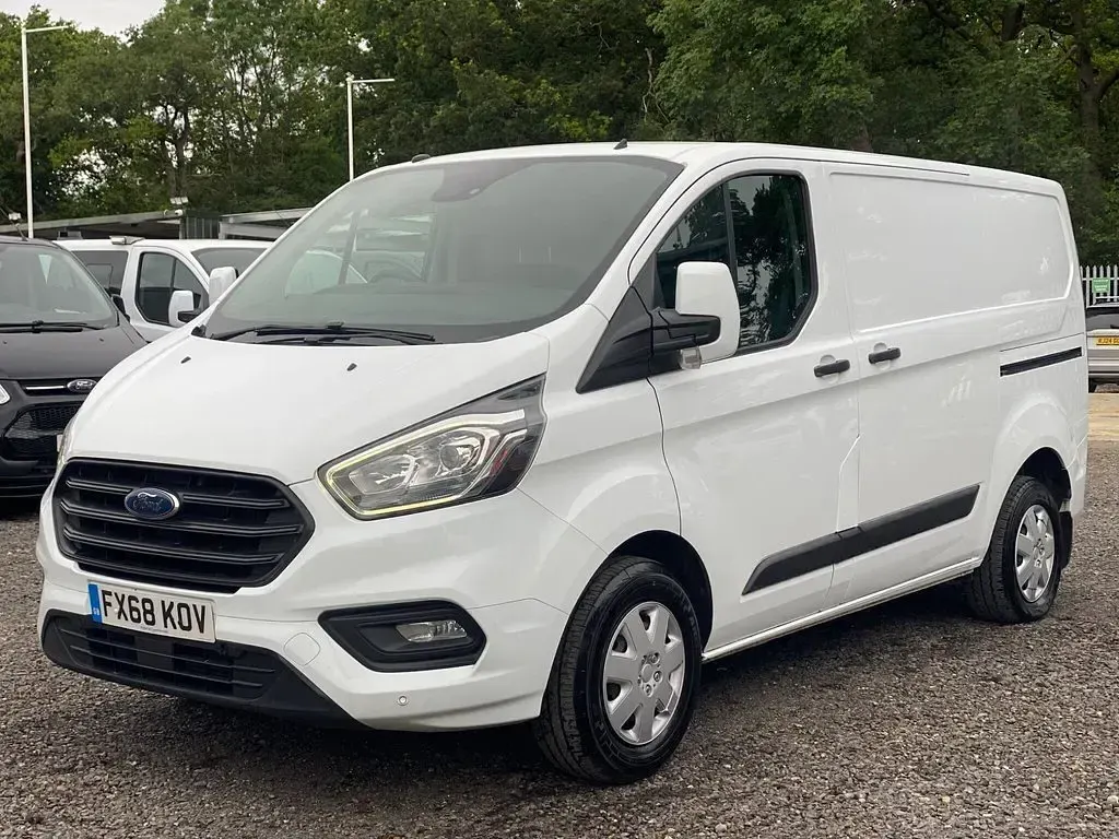Used Ford Transit Custom Trend 105 HP (77 kW) 2019 White Van