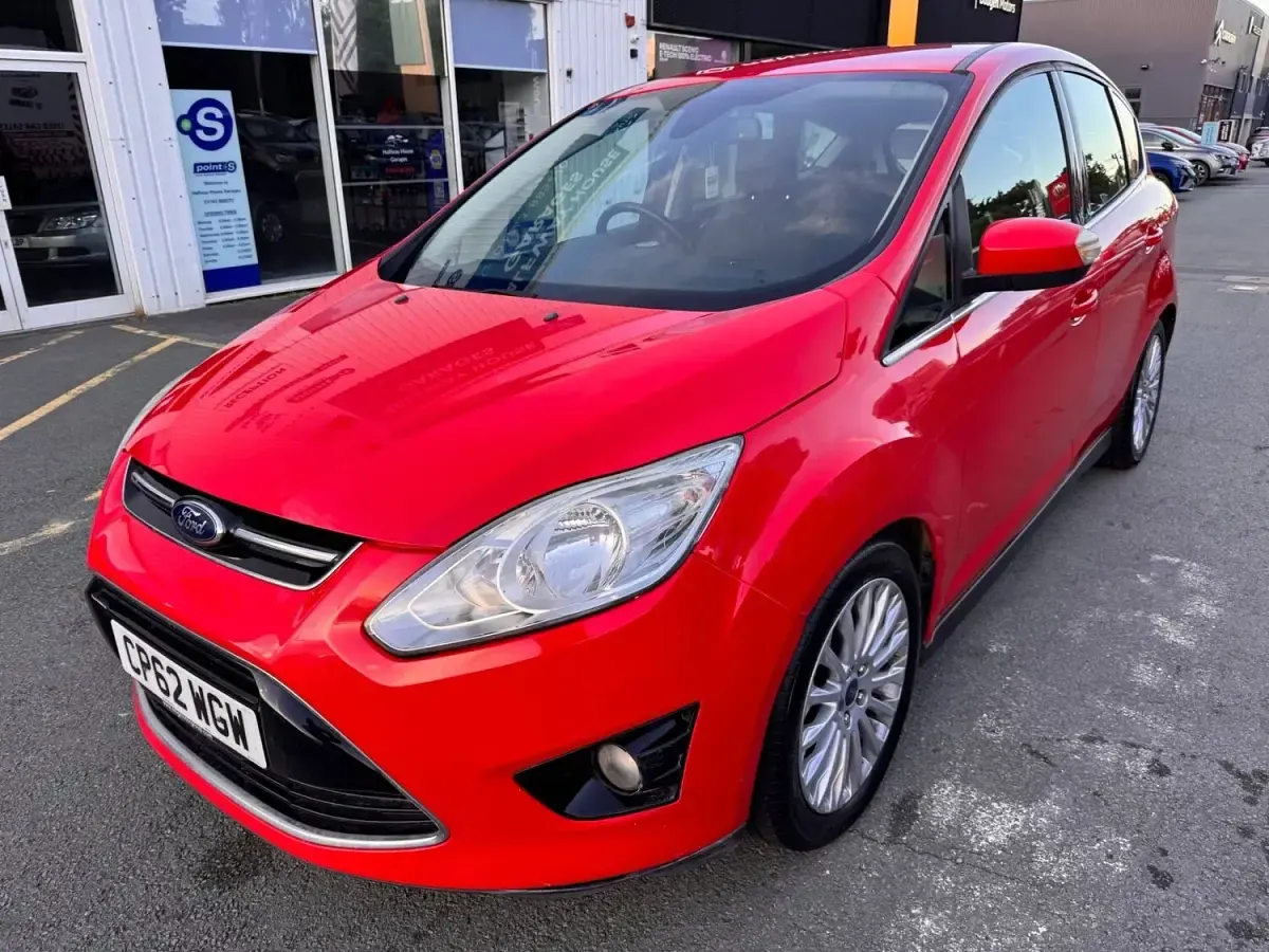Used Ford C-MAX Titanium 2013 Red MPV