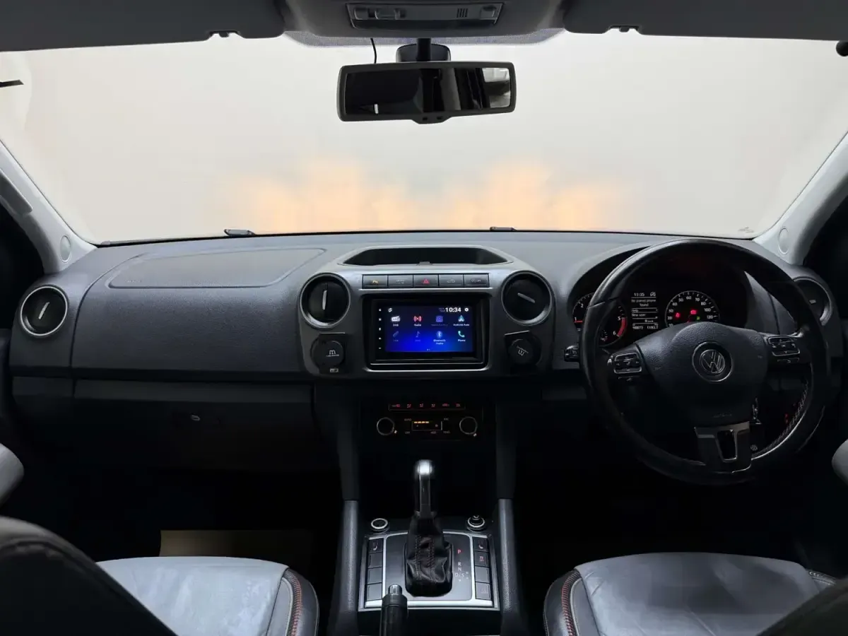 Begagnad VW Amarok Canyon 180 HK (132 kW) 2014 Svart Pickup