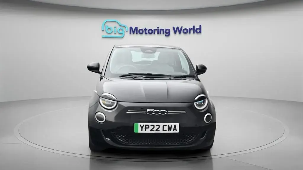 Used Fiat 500e La Prima 86 kW (118 HP) 2022 Hatchback