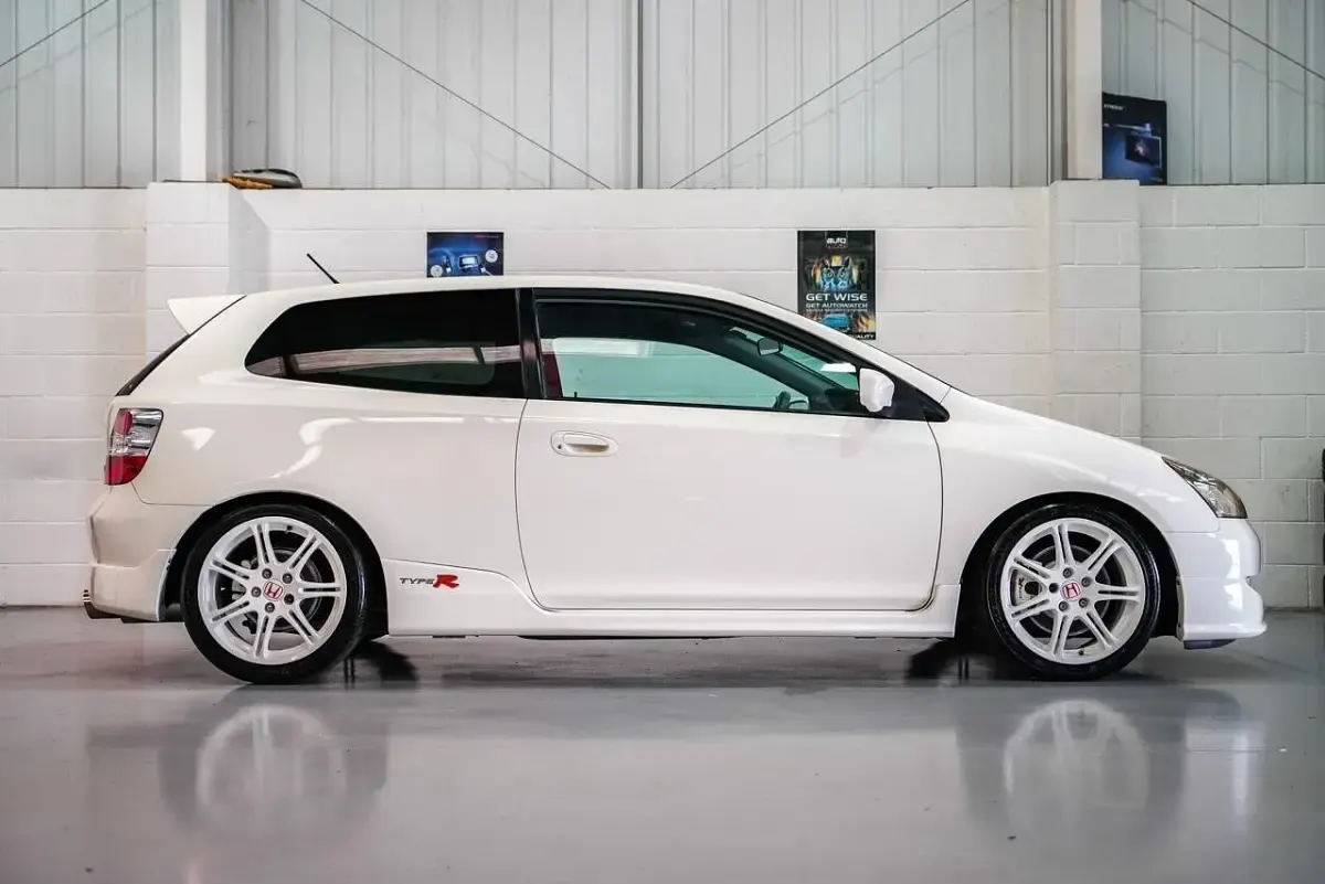 Used Honda Civic Type R 212 HP (155 kW) 2026 White Hatchback