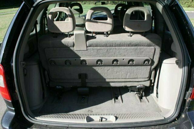 Used Chrysler Voyager 2002 MPV