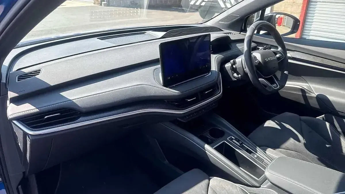 Used Skoda Enyaq iV SportLine 210 kW (286 HP) 2025 Blue SUV