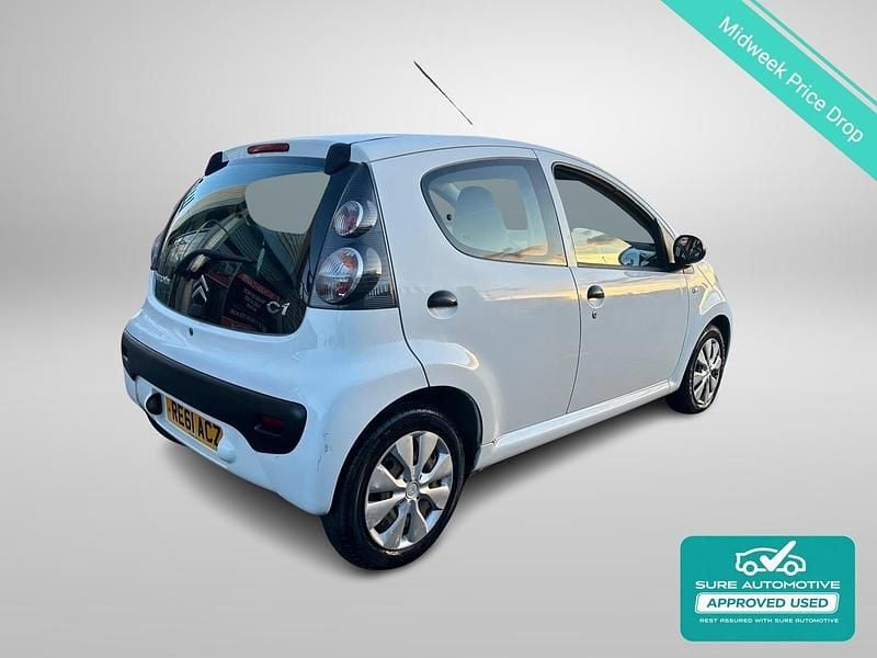 Used Citroën C1 67 HP (49 kW) 2011 White Hatchback