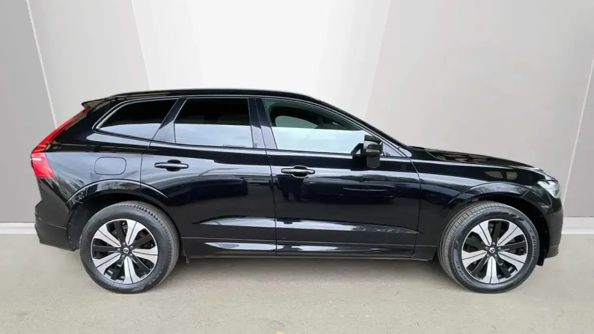 Used Volvo XC60 Plus 249 HP (183 kW) 2023 Black SUV