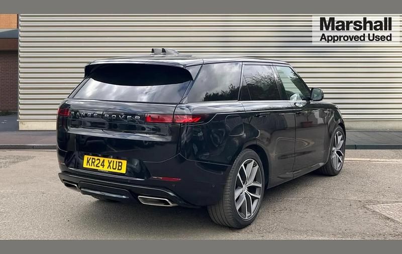 Used Land Rover Range Rover Sport SE Dynamic 440 HP (323 kW) 2024 Santorini black metallic SUV