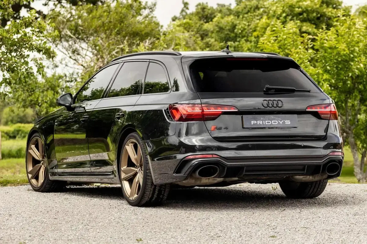 Used Audi RS4 Advanced 450 HP (330 kW) 2020 Bronze Estate