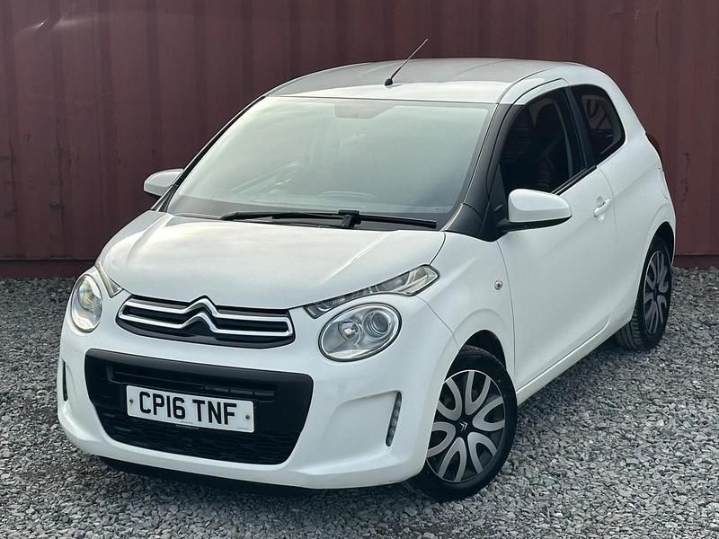 Used Citroën C1 Feel 68 HP (50 kW) 2016 White Hatchback