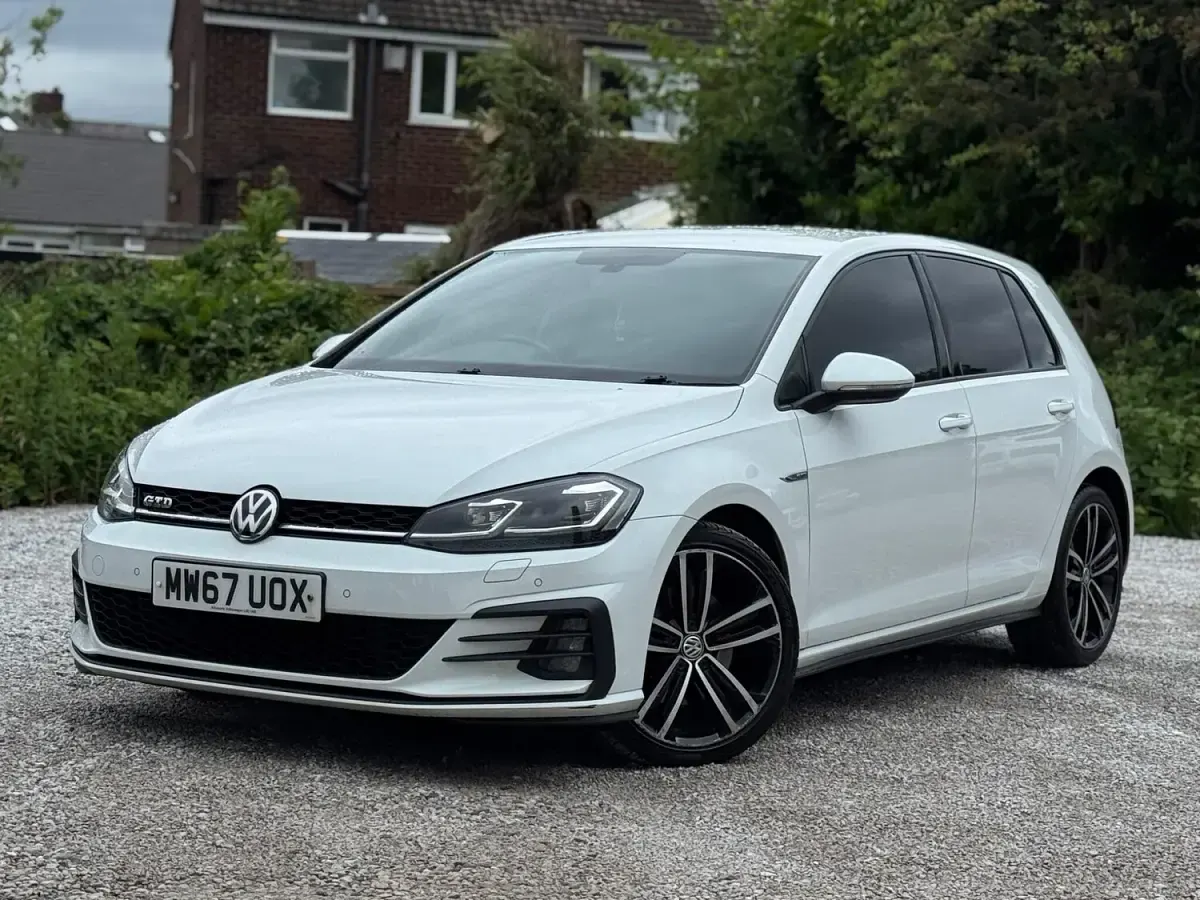 Used VW Golf VII GTD 2017 White Hatchback