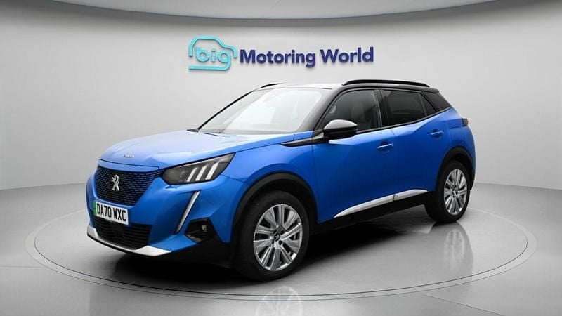 Used Peugeot 2008 Premium 100 kW (136 HP) 2021 Blue SUV