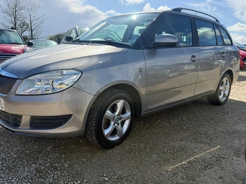 Used Skoda Fabia SE 105 HP (77 kW) 2012 Beige Estate