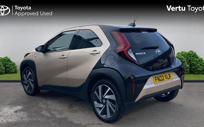 Used Toyota Aygo X 72 HP (52 kW) 2025 SUV