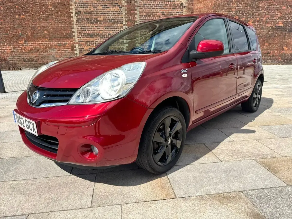 Używany Nissan Note N-TEC 2012 Czerwony Hatchback