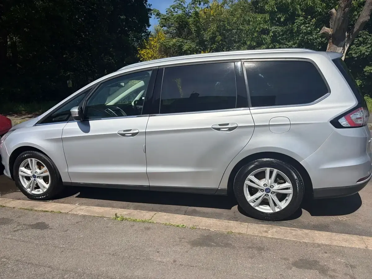 Used Ford Galaxy Titanium 150 HP (110 kW) 2017 Silver MPV