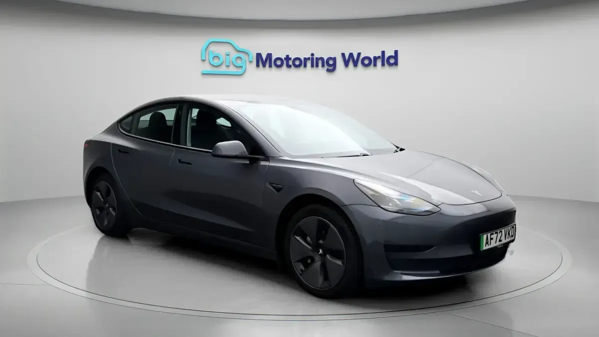 Used Tesla Model 3 RWD 222 kW (302 HP) 2022 Sedan