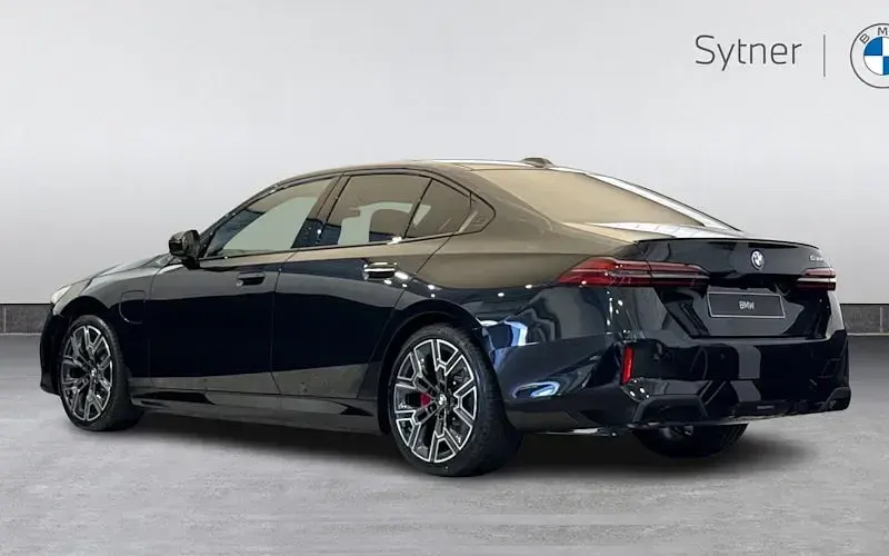 New BMW 530e M Sport 299 HP (219 kW) 2026 Sedan