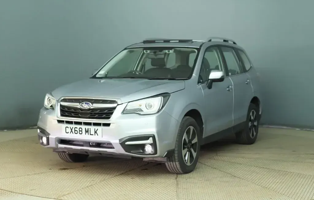 Used Subaru Forester Premium 150 HP (110 kW) 2018 Silver SUV