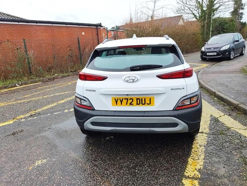Used Hyundai Kona SE 2022 White SUV