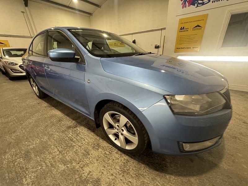 Blue Used 2013 Skoda Rapid Elegance Hatchback | £4,950 (Fair price) - Image 1/4