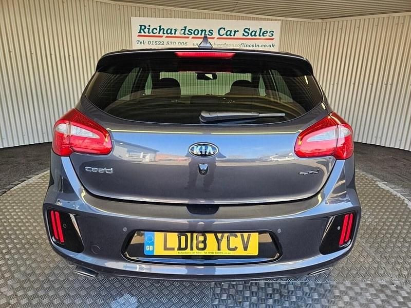 Used Kia Ceed GT-Line 134 HP (98 kW) 2018 Silver Hatchback