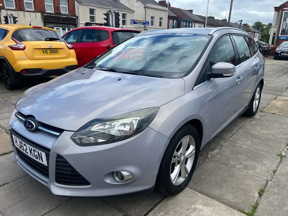 Used Ford Focus Zetec 2012 Silver Estate