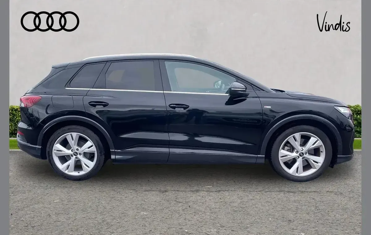 Used Audi Q4 e-tron S-Line 150 kW (204 HP) 2022 Black SUV
