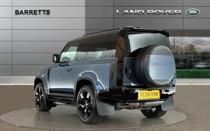 Used Land Rover Defender HSE Dynamic 250 HP (183 kW) 2024 Blue SUV
