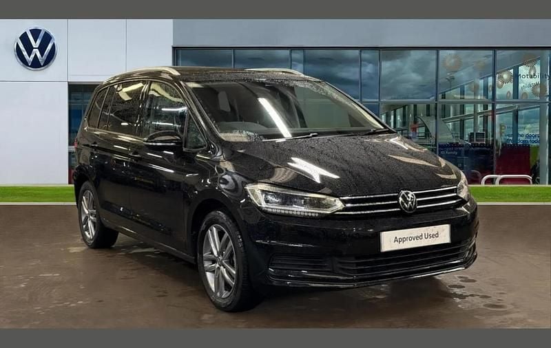 Used VW Touran Match 150 HP (110 kW) 2025 Black MPV