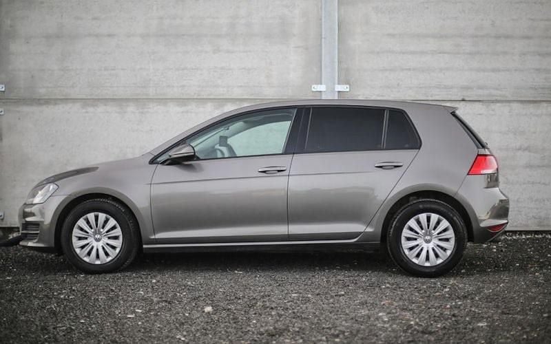 Used VW Golf VII S 105 HP (77 kW) 2015 Hatchback