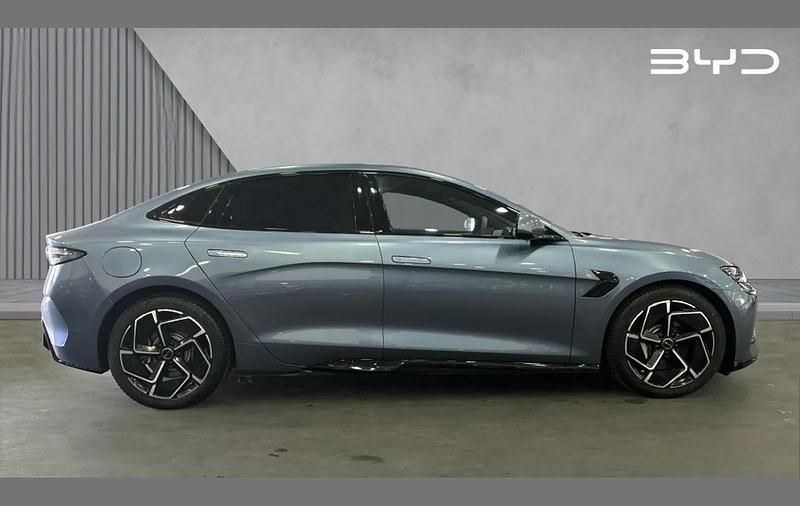 Used BYD Seal Design 230 kW (313 HP) 2025 Grey Sedan